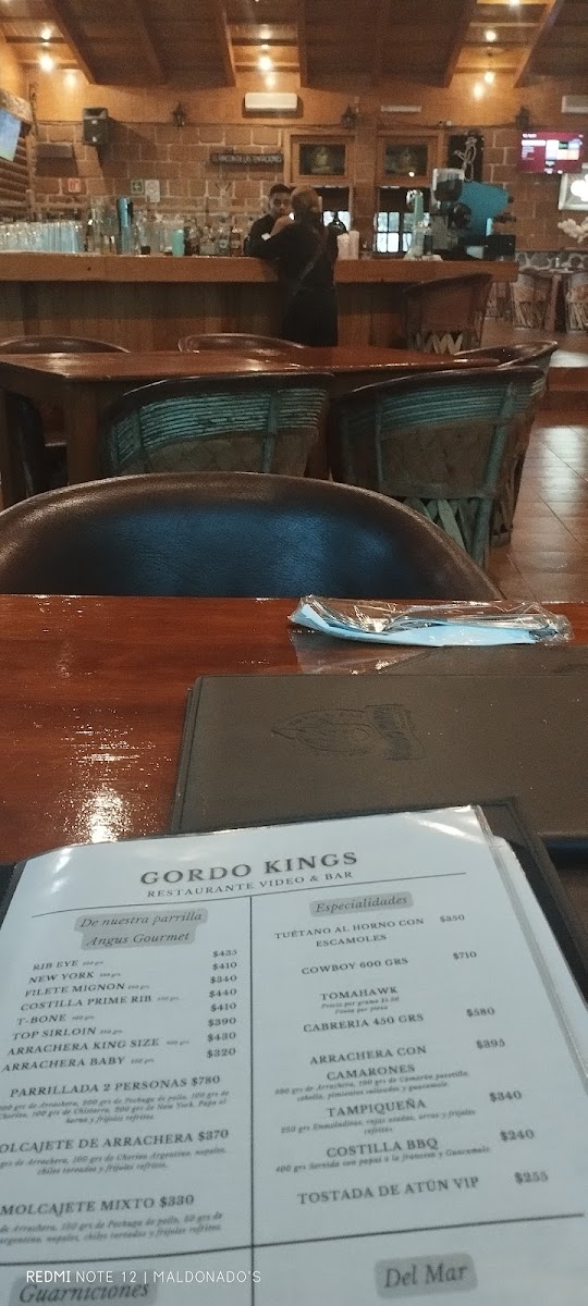 Gordo King's restaurante familiar Menu - Image 3
